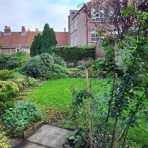 Minster Garden Apartment York
